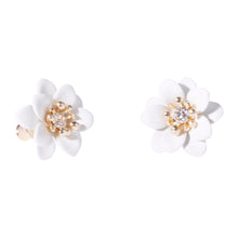 Load image into Gallery viewer, White FLEUR DE VIE